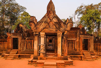  2-Days Private Tours: Classic Angkor Tour Small & Grand Circuits- Banteay Srey